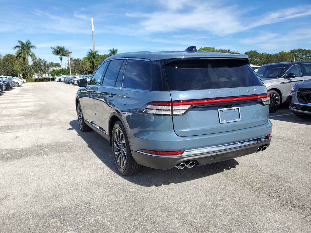New 2026 Lincoln Aviator 2WD image 3