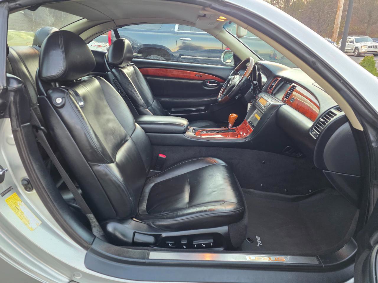 Used 2005 Lexus SC 430 Convertible RWD image 14