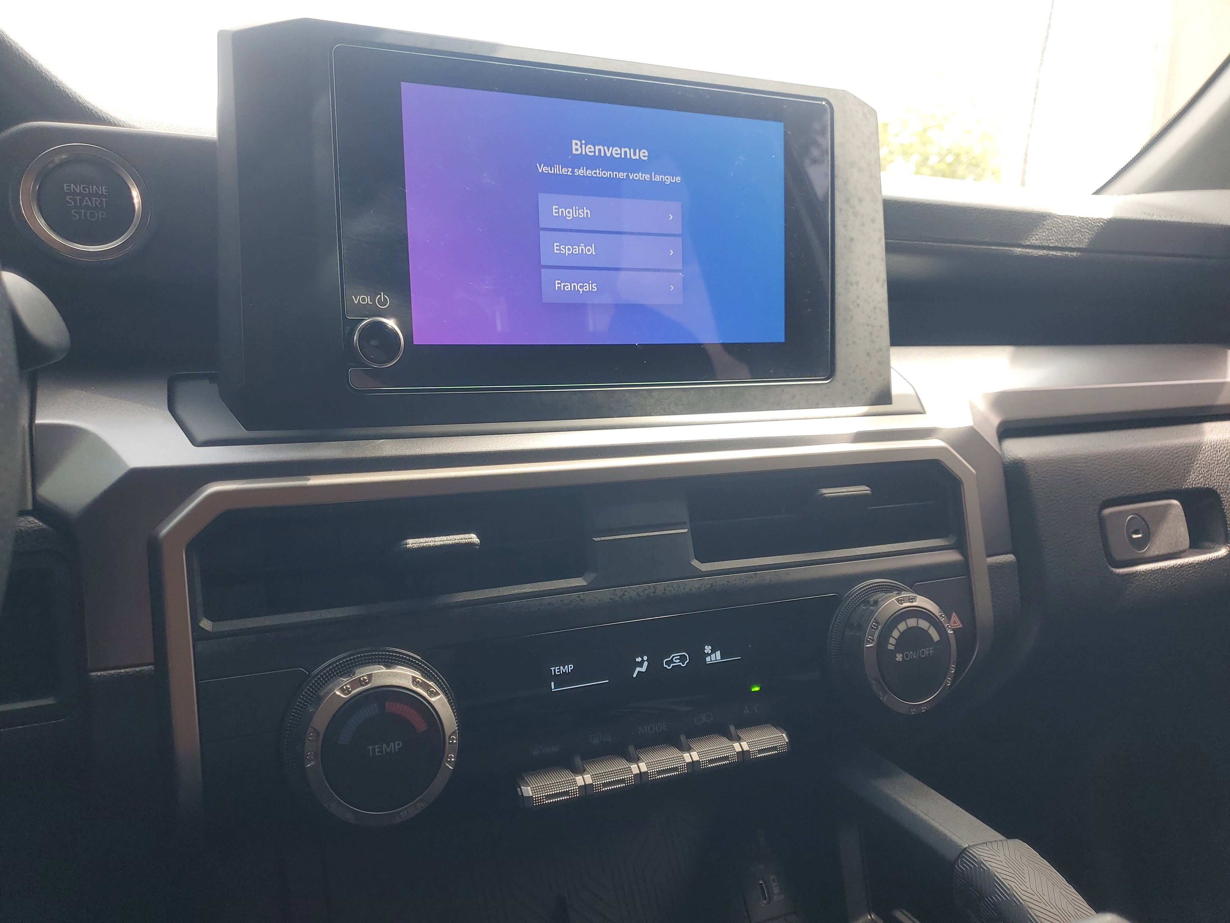 Certified 2025 Toyota 4Runner SR5 AWD/4WD image 25