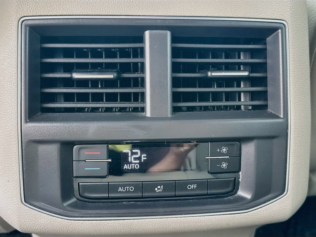 Used 2018 Volkswagen Atlas SE AWD/4WD image 26