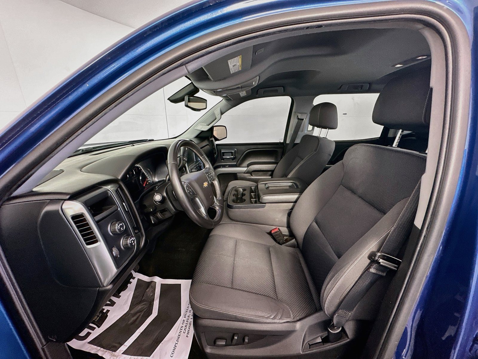Used 2018 Chevrolet Silverado 1500 LT w/ LT Eassist Package AWD/4WD image 20