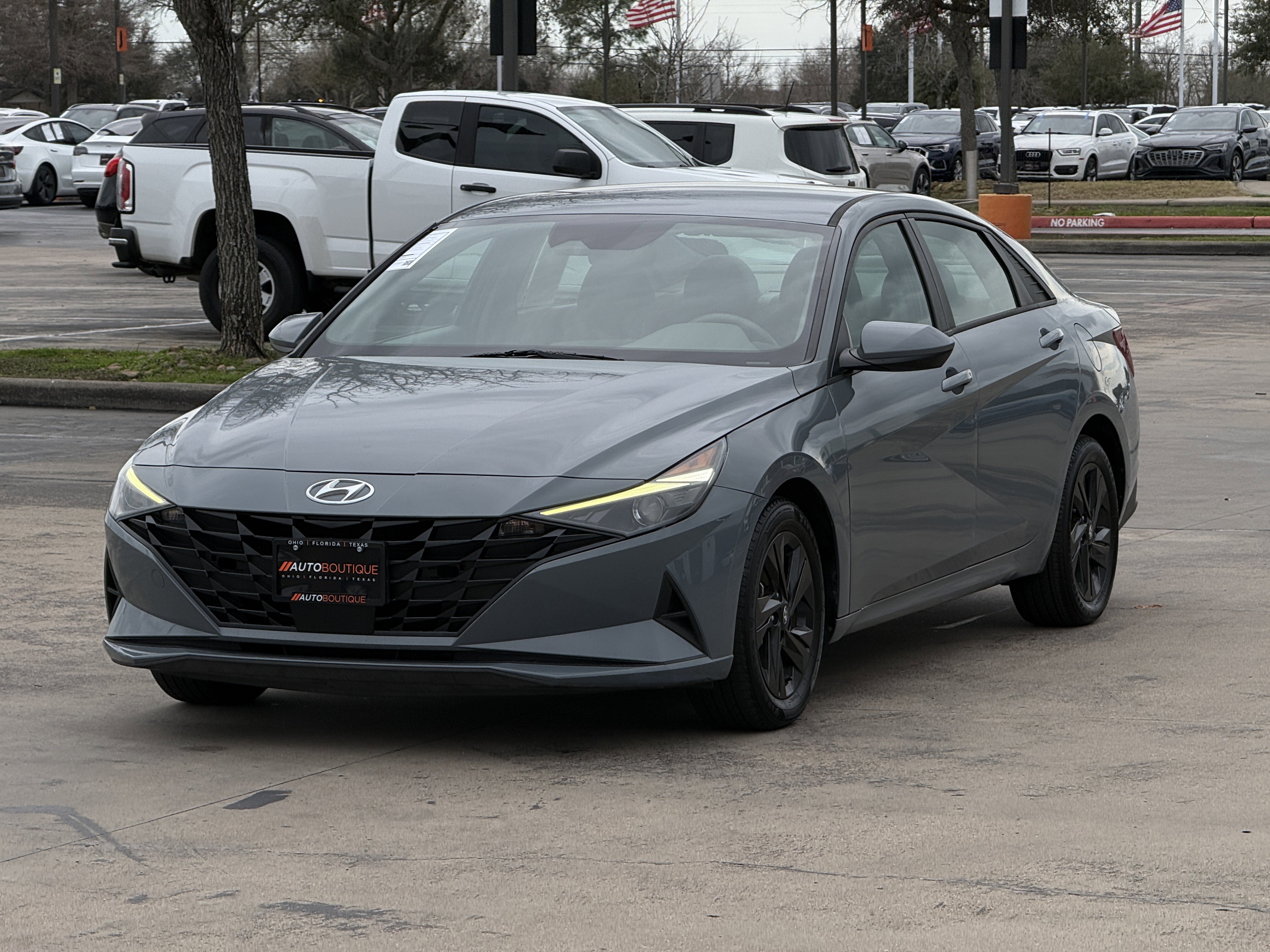 Used 2021 Hyundai Elantra SEL w/ Convenience Package image 5