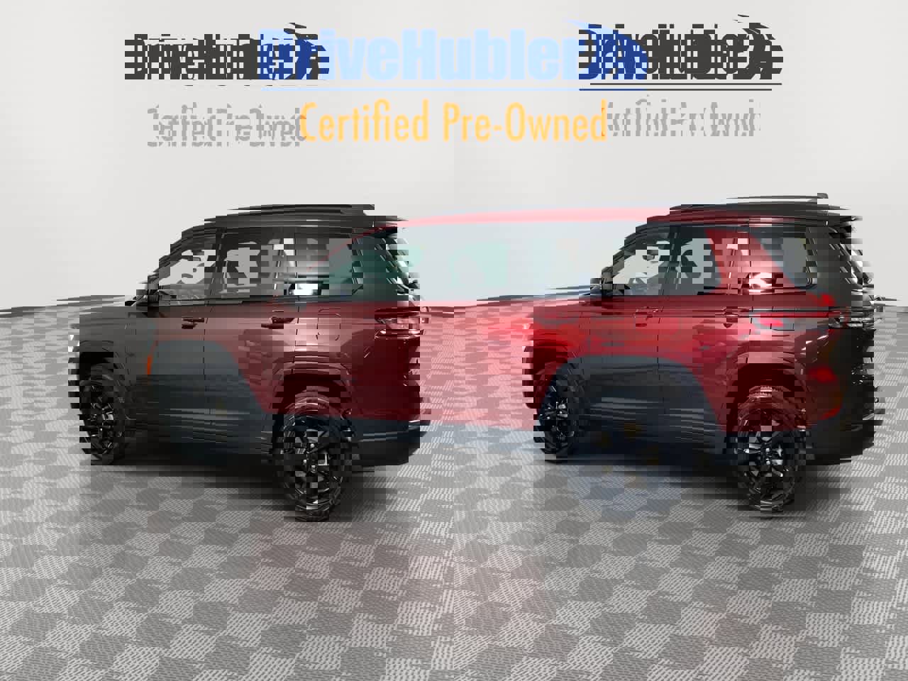 Used 2023 Jeep Grand Cherokee L Laredo image 4