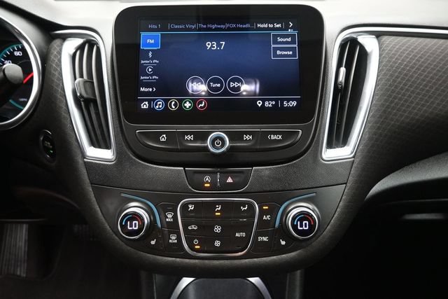 Used 2021 Chevrolet Malibu LT FWD image 26