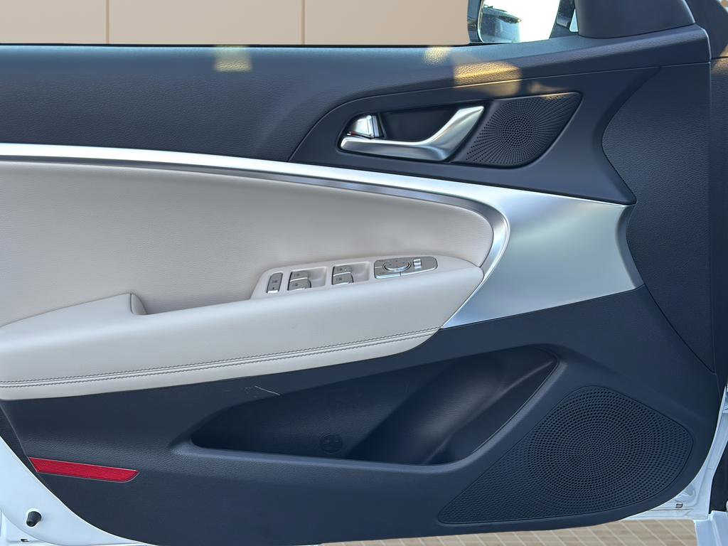 Certified 2026 Genesis G70 2.5T image 14