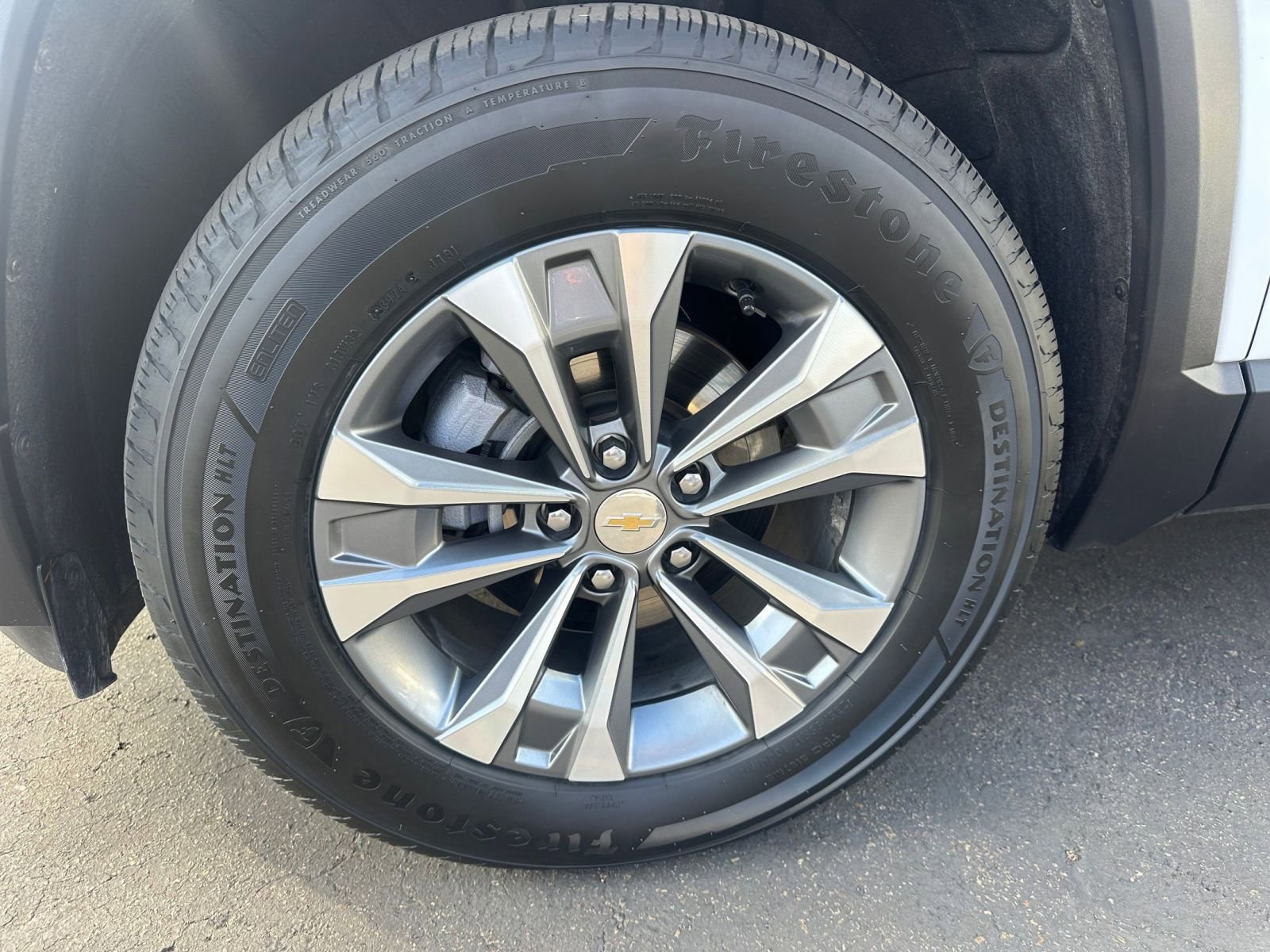 Used 2025 Chevrolet Equinox LT image 29