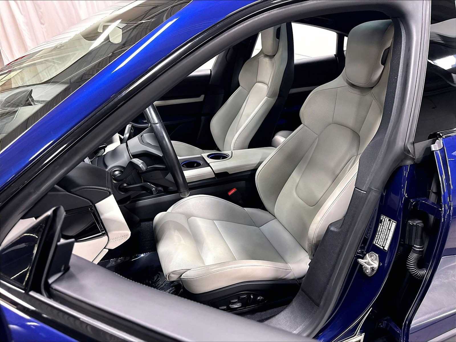 Used 2024 Porsche Taycan 4S AWD/4WD image 8