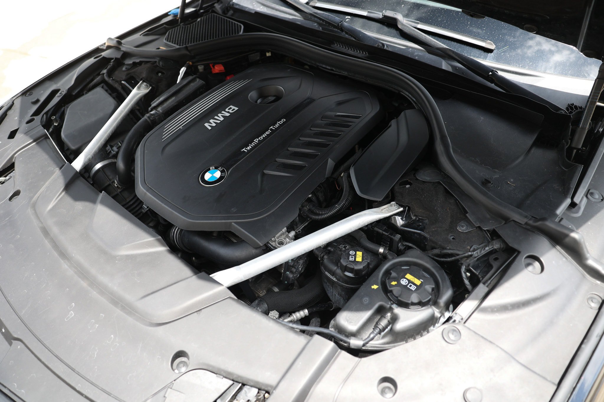 Used 2019 BMW 740i w/ M Sport Package RWD image 60