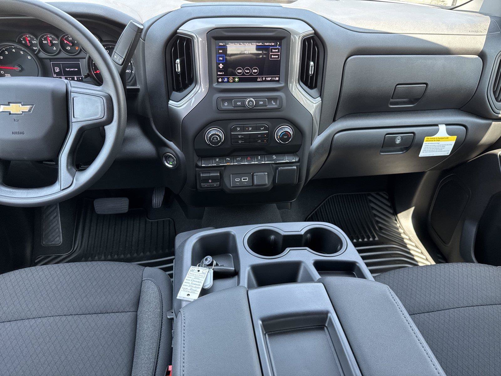 New 2026 Chevrolet Silverado 2500 Custom w/ Custom Value Package AWD/4WD image 15