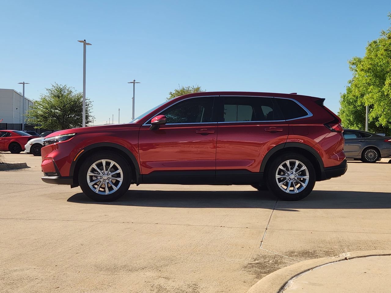 Used 2024 Honda CR-V EX image 4