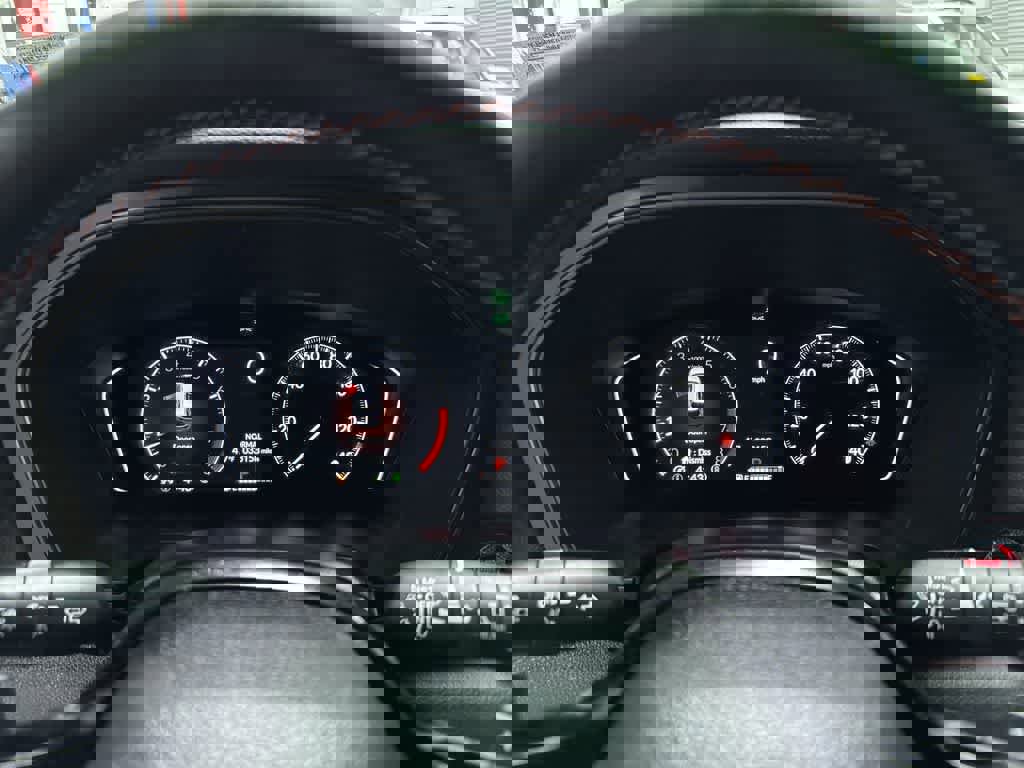 Used 2025 Honda Pilot TrailSport image 37