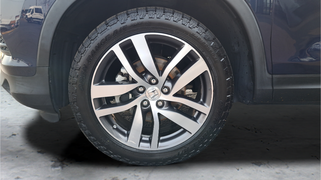 Used 2016 Honda Pilot Elite image 28