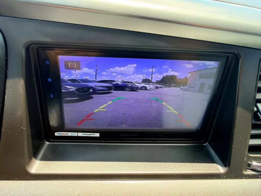 Used 2012 Kia Optima LX FWD image 17