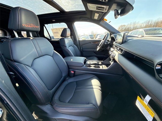 New 2025 Honda Pilot TrailSport image 24
