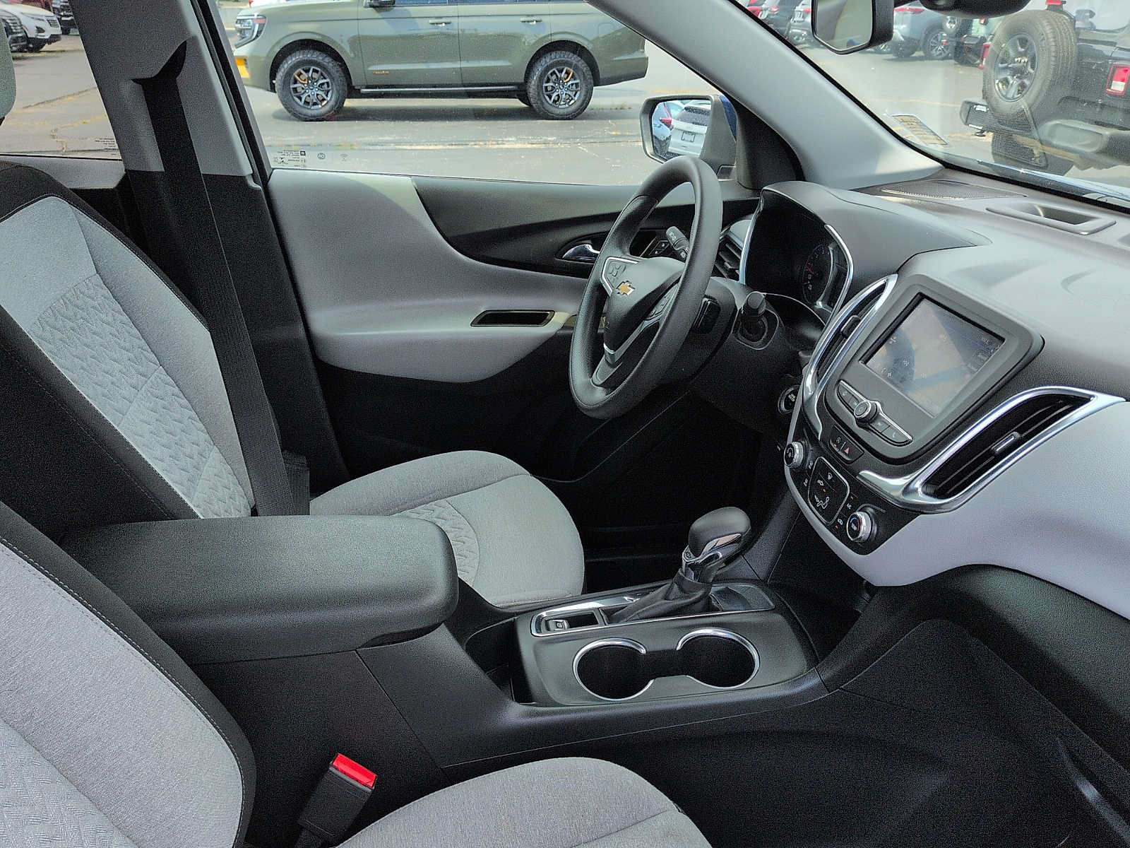 Used 2022 Chevrolet Equinox LT FWD image 10