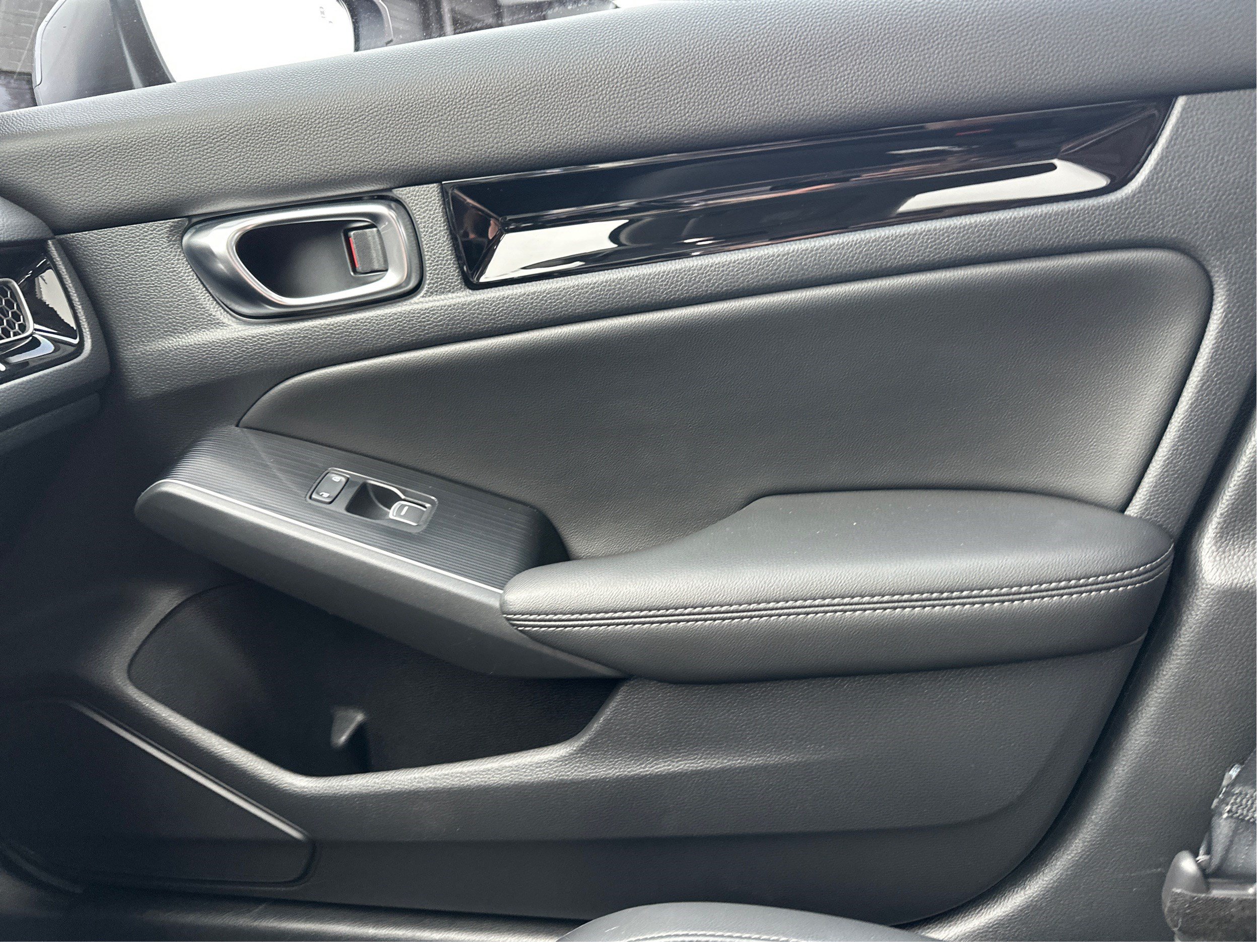 Used 2022 Honda Civic Touring image 22