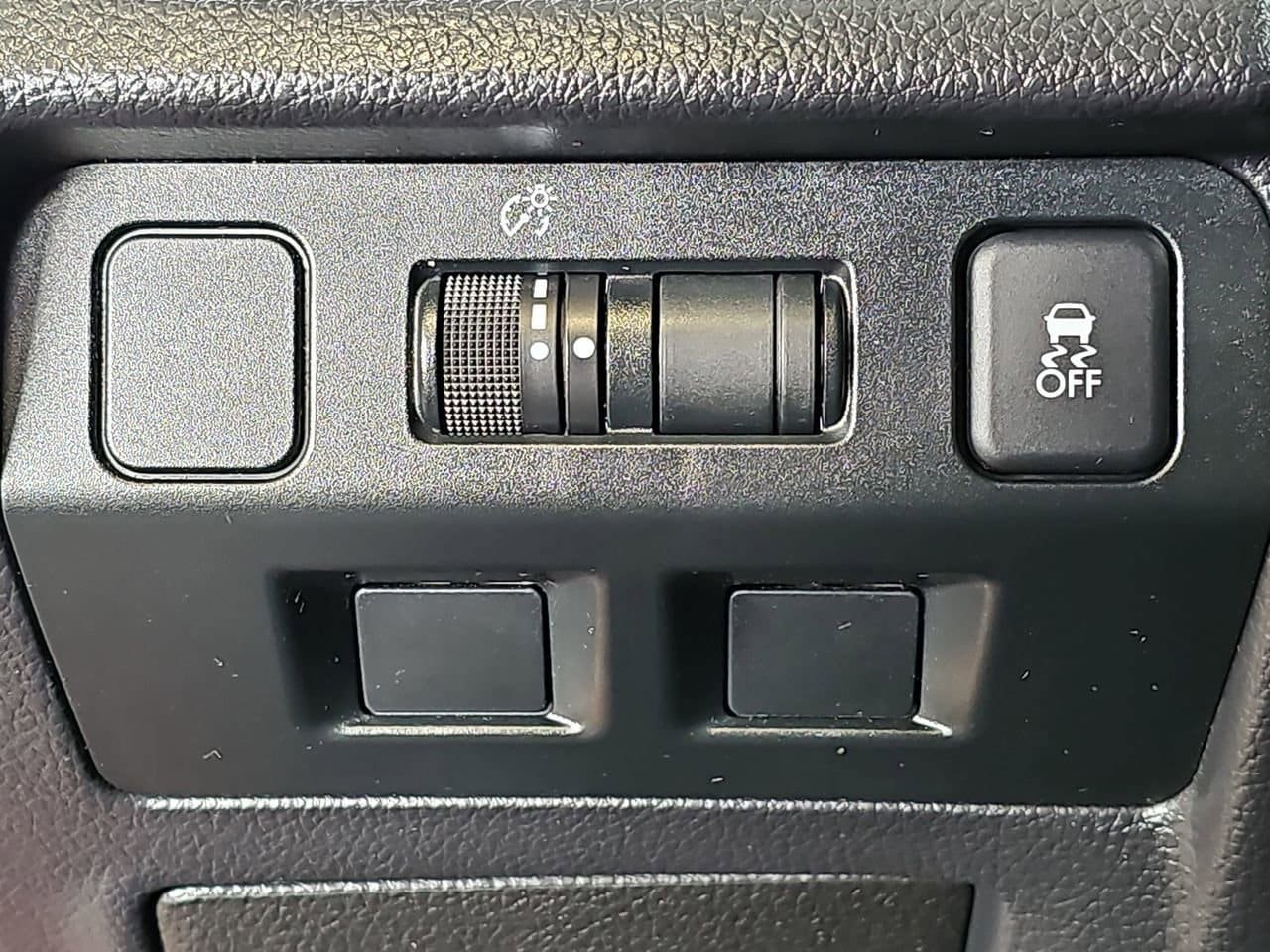 Used 2016 Subaru Impreza 2.0i AWD/4WD image 30