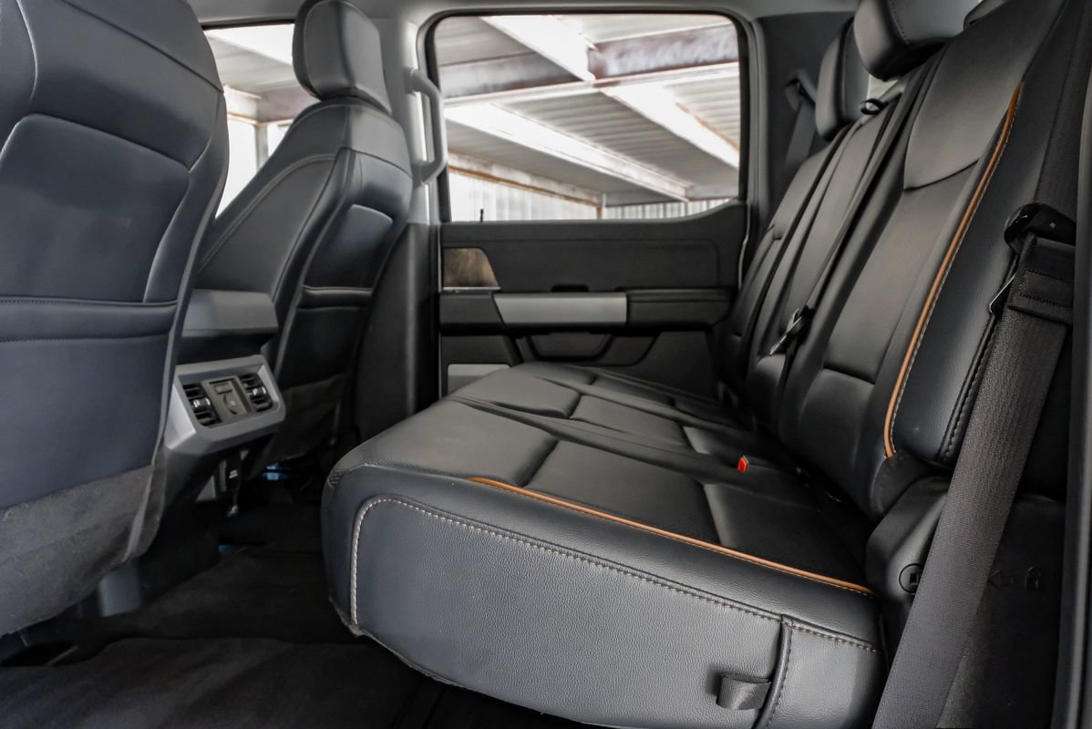 Used 2025 Ford F250 Lariat AWD/4WD image 39