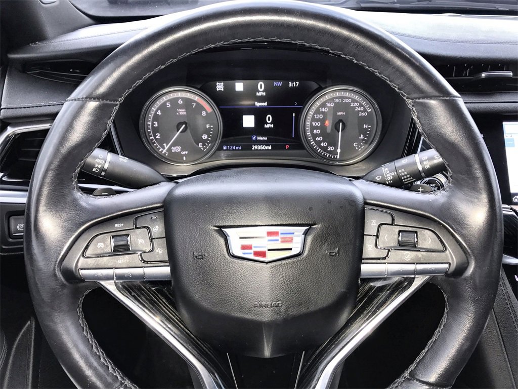 Used 2023 Cadillac XT6 Premium Luxury image 14