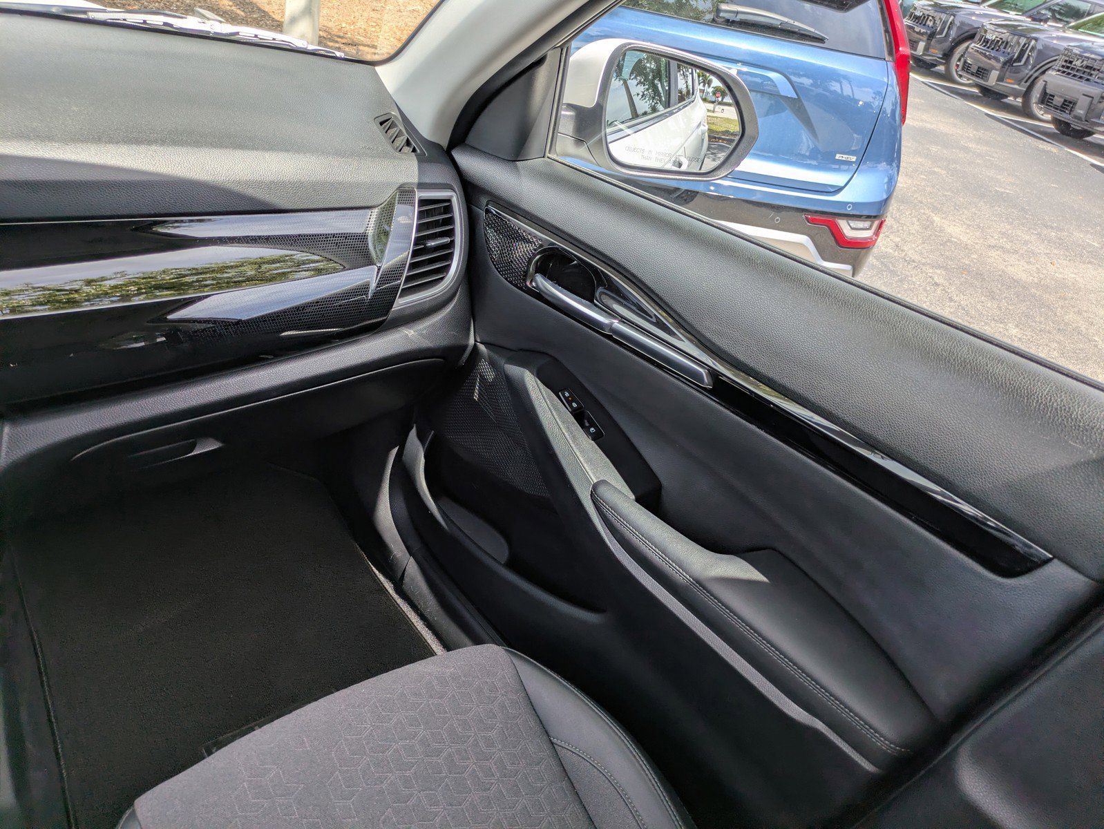 Certified 2024 Kia Seltos S image 14