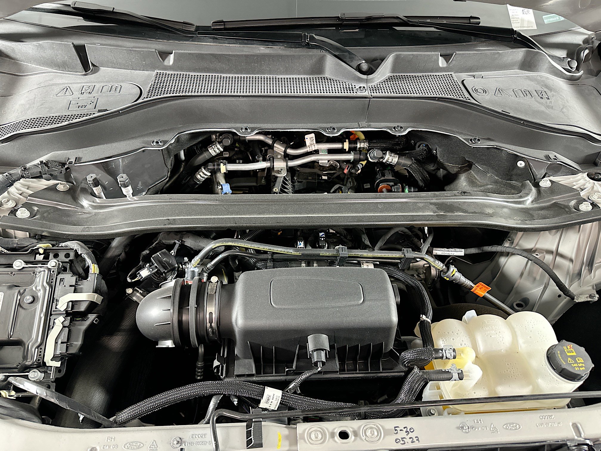 Used 2024 Ford Explorer Limited image 36