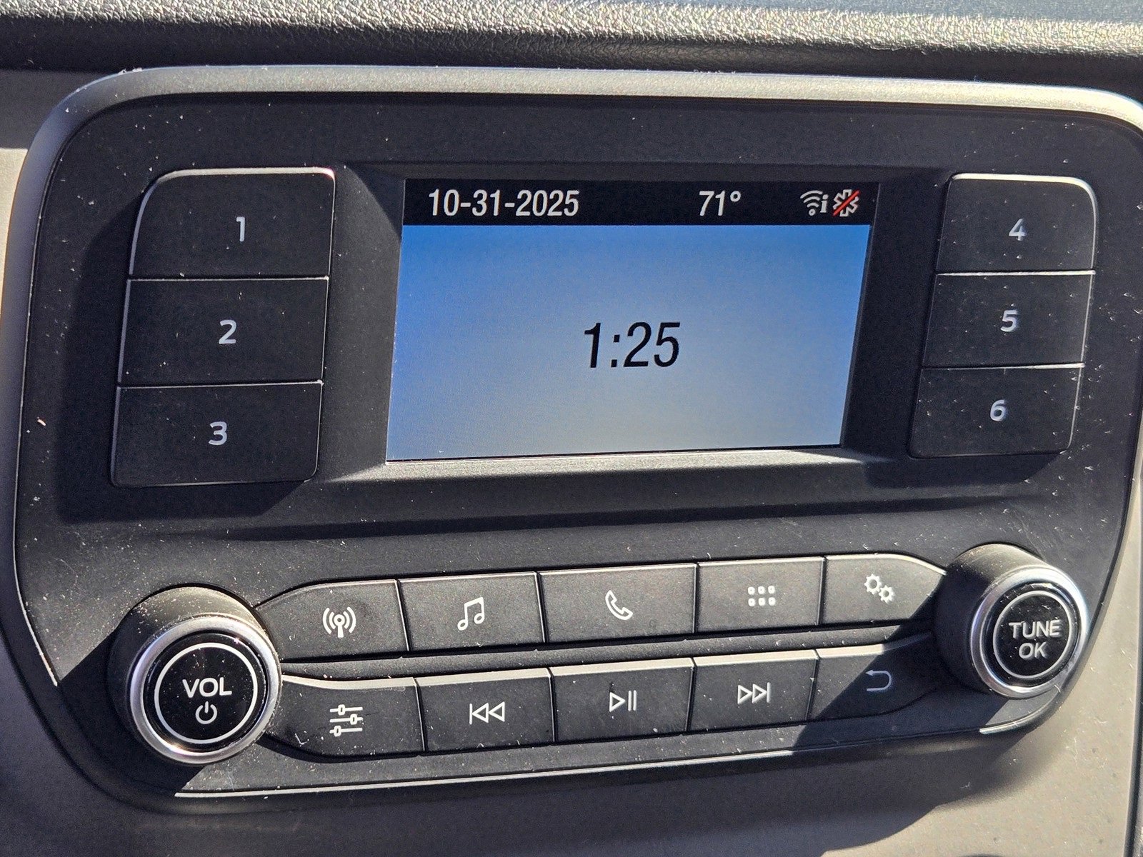 Used 2020 Ford Transit 350 XLT image 19