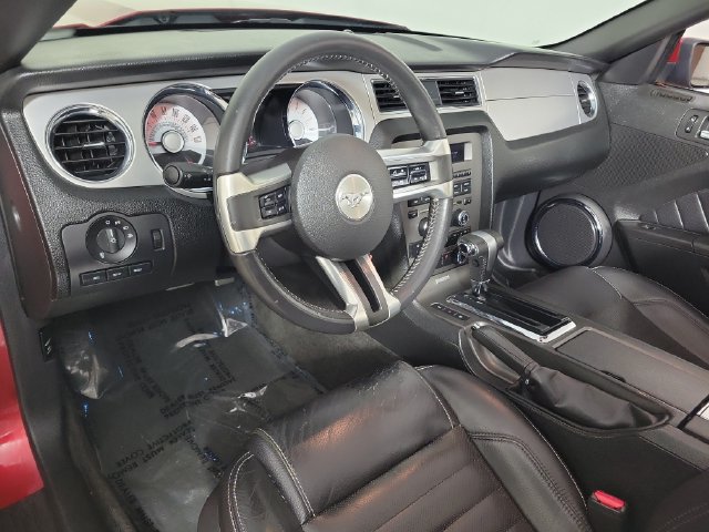 Used 2012 Ford Mustang GT Premium w/ Comfort Pkg RWD image 17