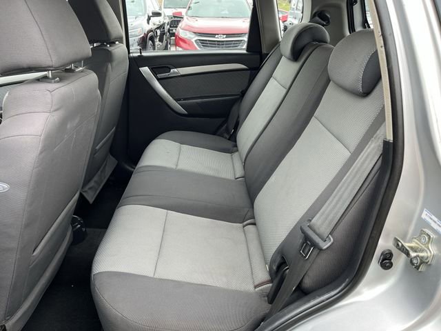 Used 2009 Chevrolet Aveo5 LT w/ Power and Convenience Package FWD image 24