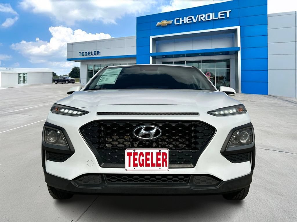 Used 2019 Hyundai Kona SE FWD image 2