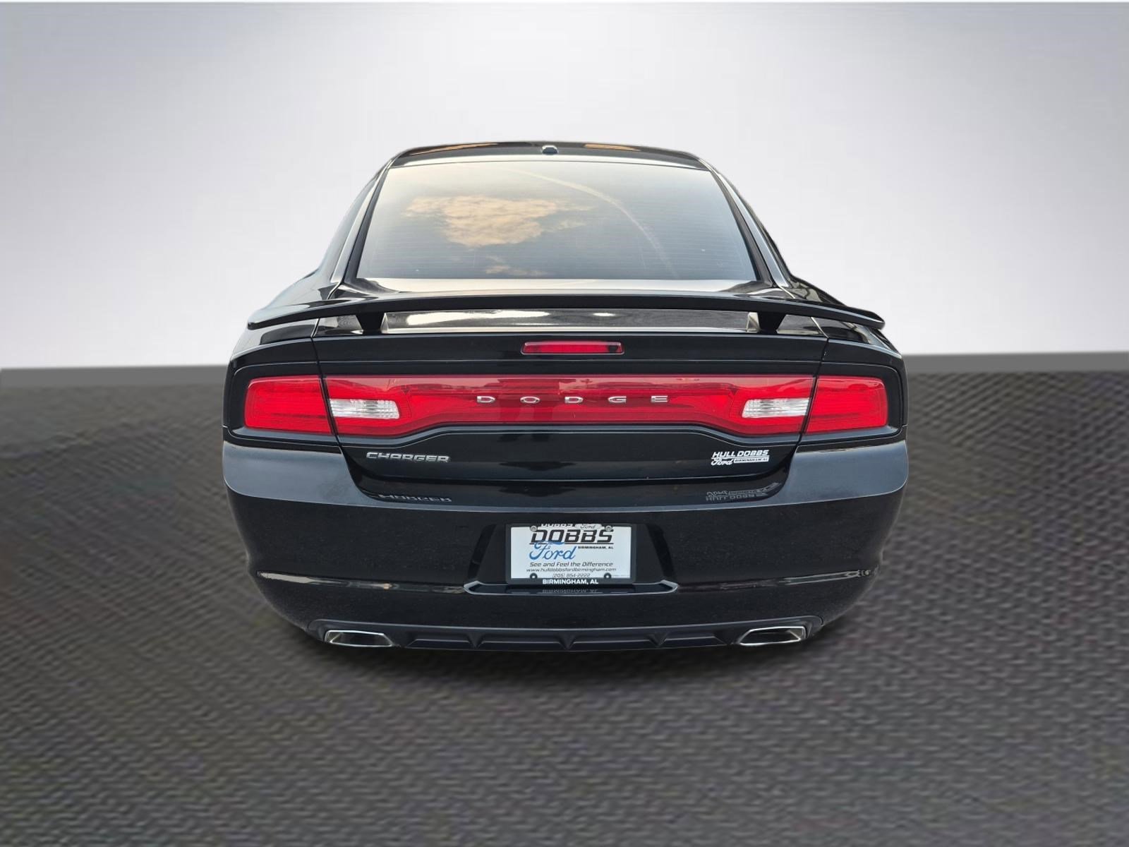 Used 2014 Dodge Charger SXT RWD image 6
