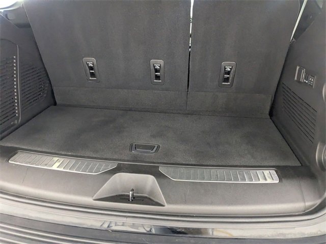 Certified 2021 GMC Yukon Denali w/ Denali Premium Package image 32