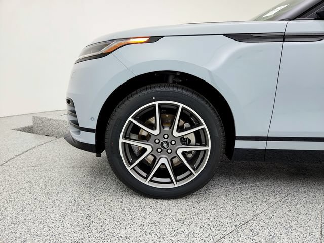 Certified 2026 Land Rover Range Rover Velar Dynamic SE AWD/4WD image 30