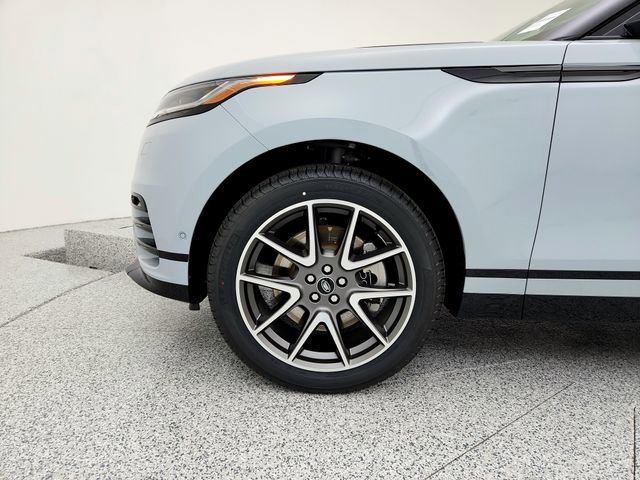 New 2026 Land Rover Range Rover Velar Dynamic SE image 30