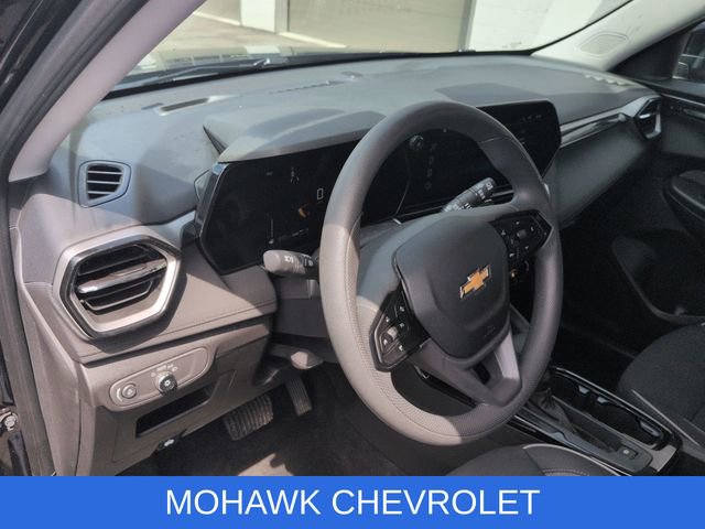 Used 2025 Chevrolet TrailBlazer LT image 9