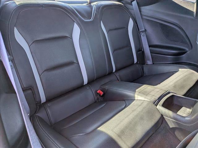 Used 2020 Chevrolet Camaro SS RWD image 18