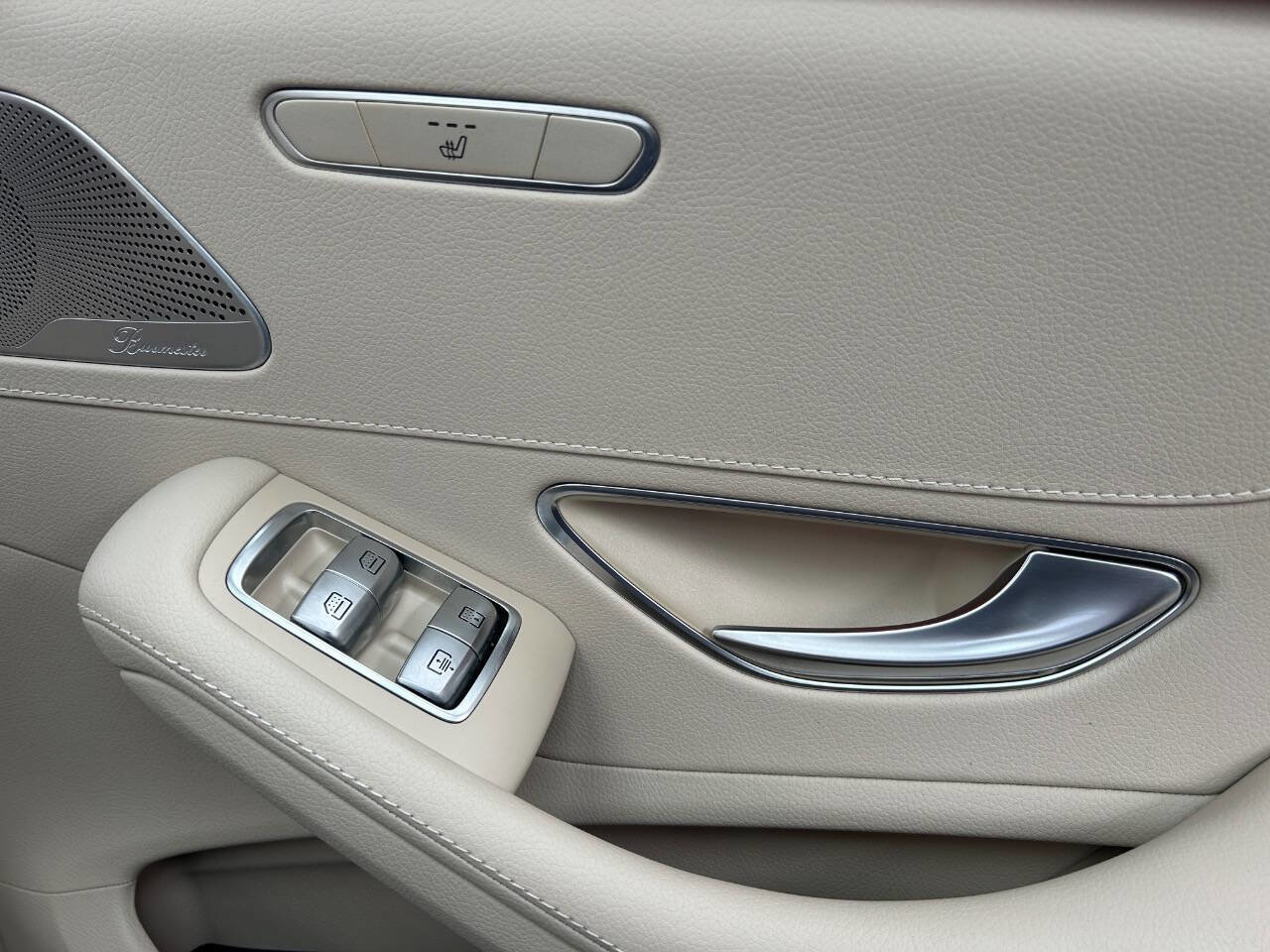 Used 2014 Mercedes-Benz S 550 Sedan w/ Premium 1 Package image 27