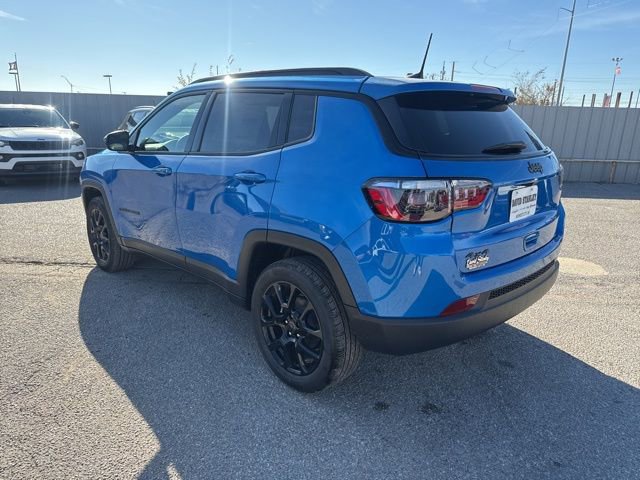 New 2026 Jeep Compass Latitude image 4