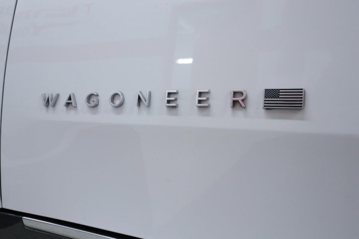 Used 2022 Jeep Wagoneer Series III w/ Premium Group I RWD image 44