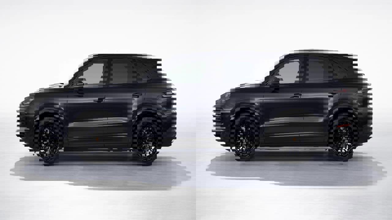 New 2026 Porsche Cayenne Base image 2
