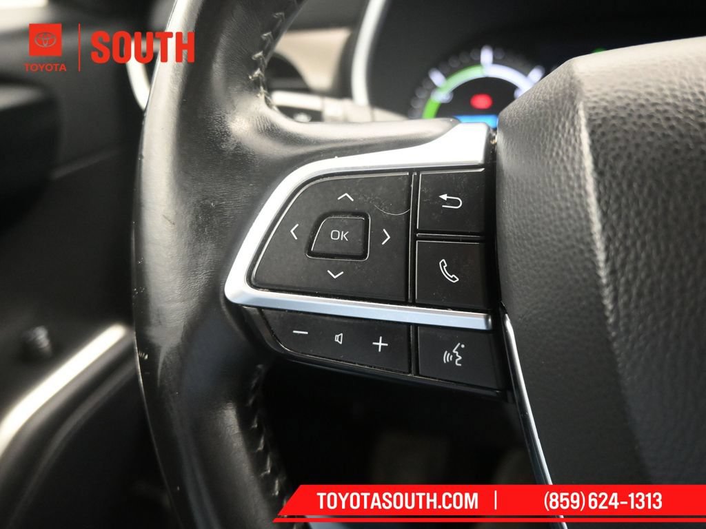 Used 2020 Toyota Highlander XLE AWD/4WD image 27