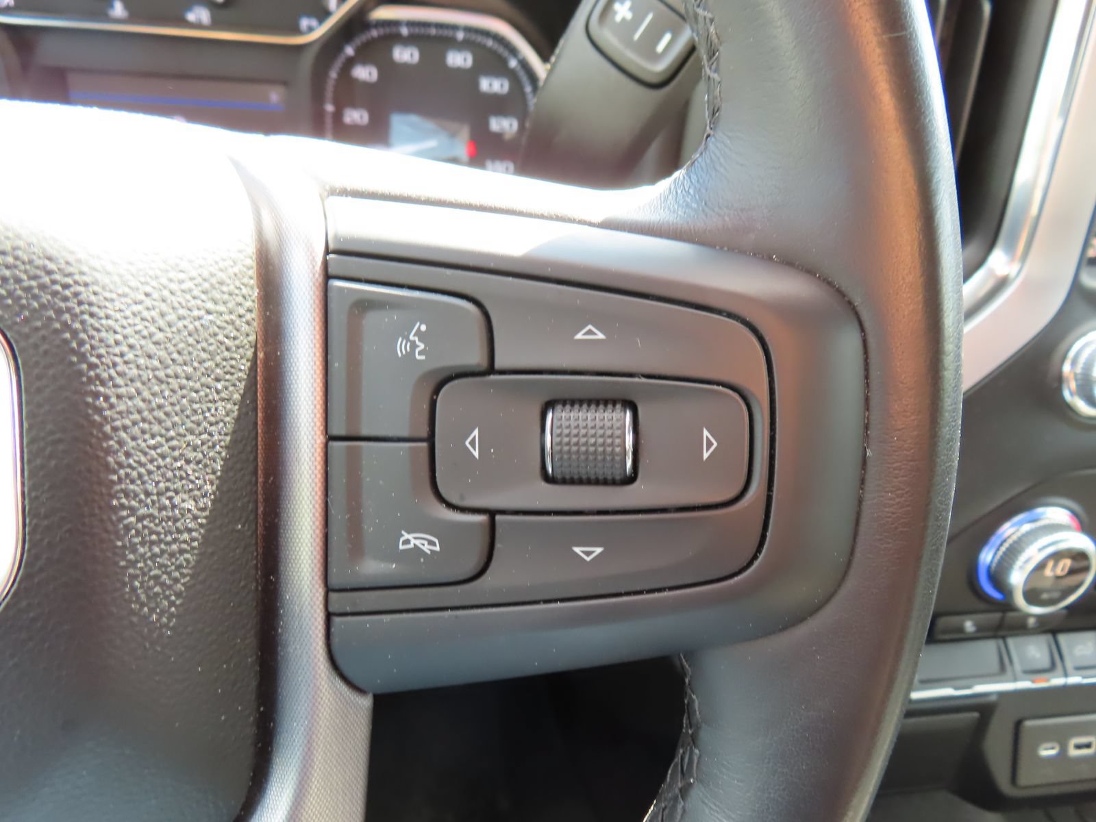 Used 2022 GMC Sierra 1500 Elevation AWD/4WD image 23