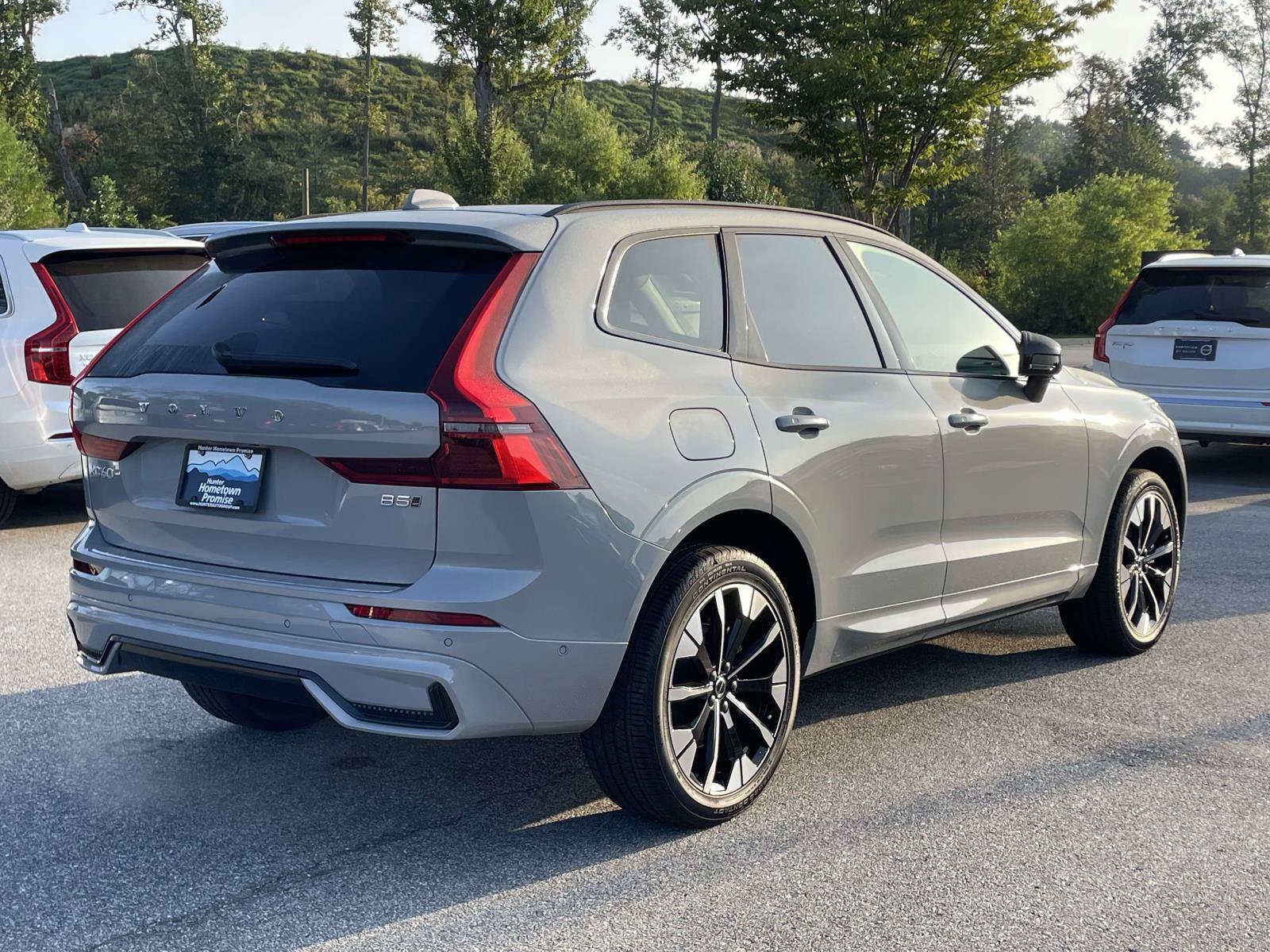 New 2026 Volvo XC60 B5 Plus w/ Protection Package Premier AWD/4WD image 28