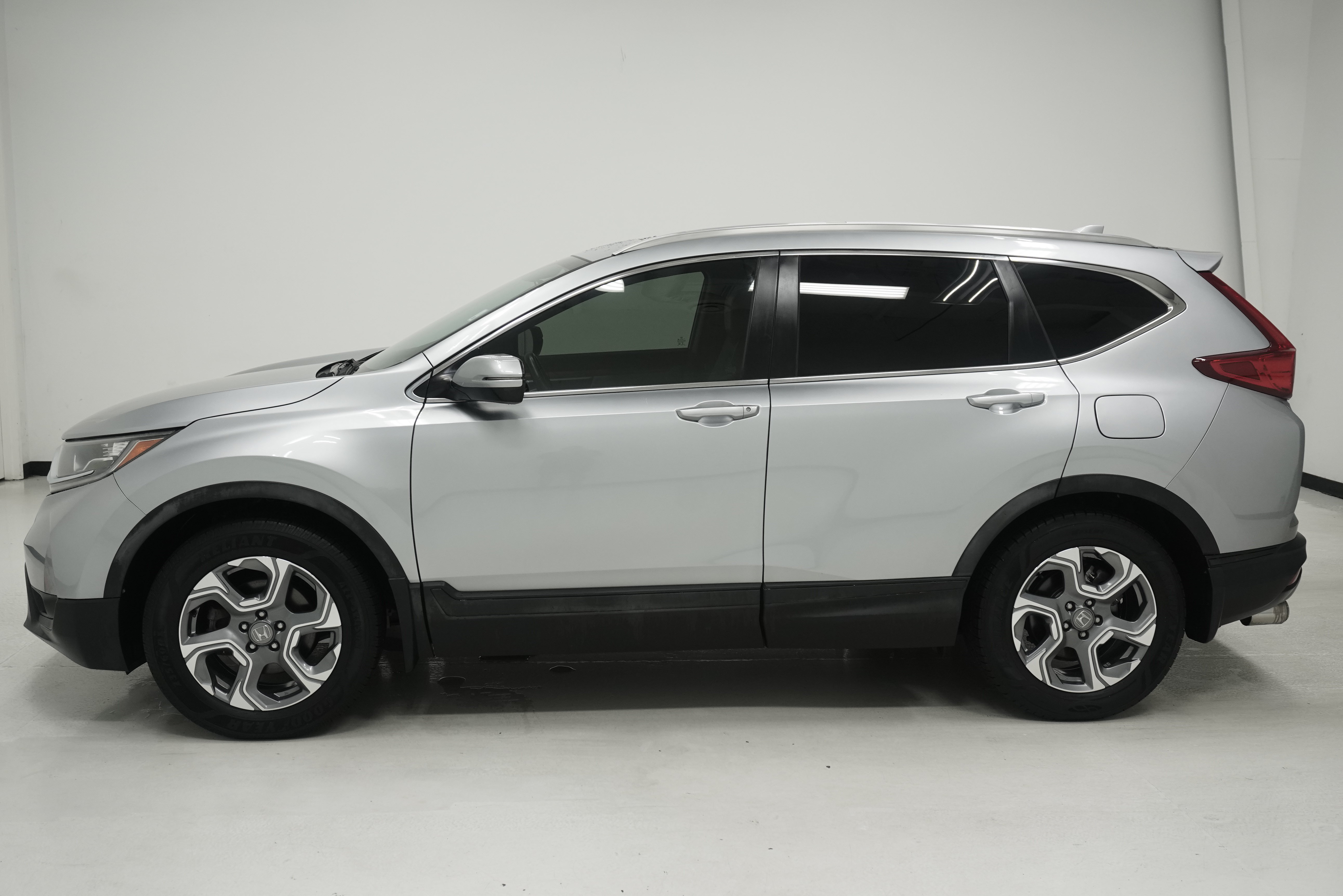 Used 2018 Honda CR-V EX-L image 7