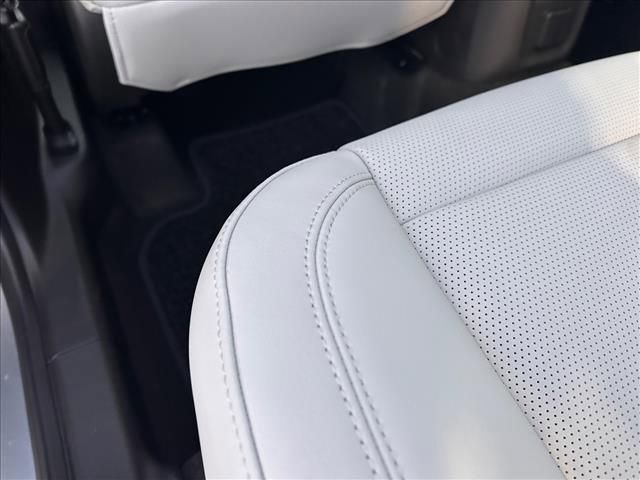 New 2026 Buick Envision Avenir AWD/4WD image 23