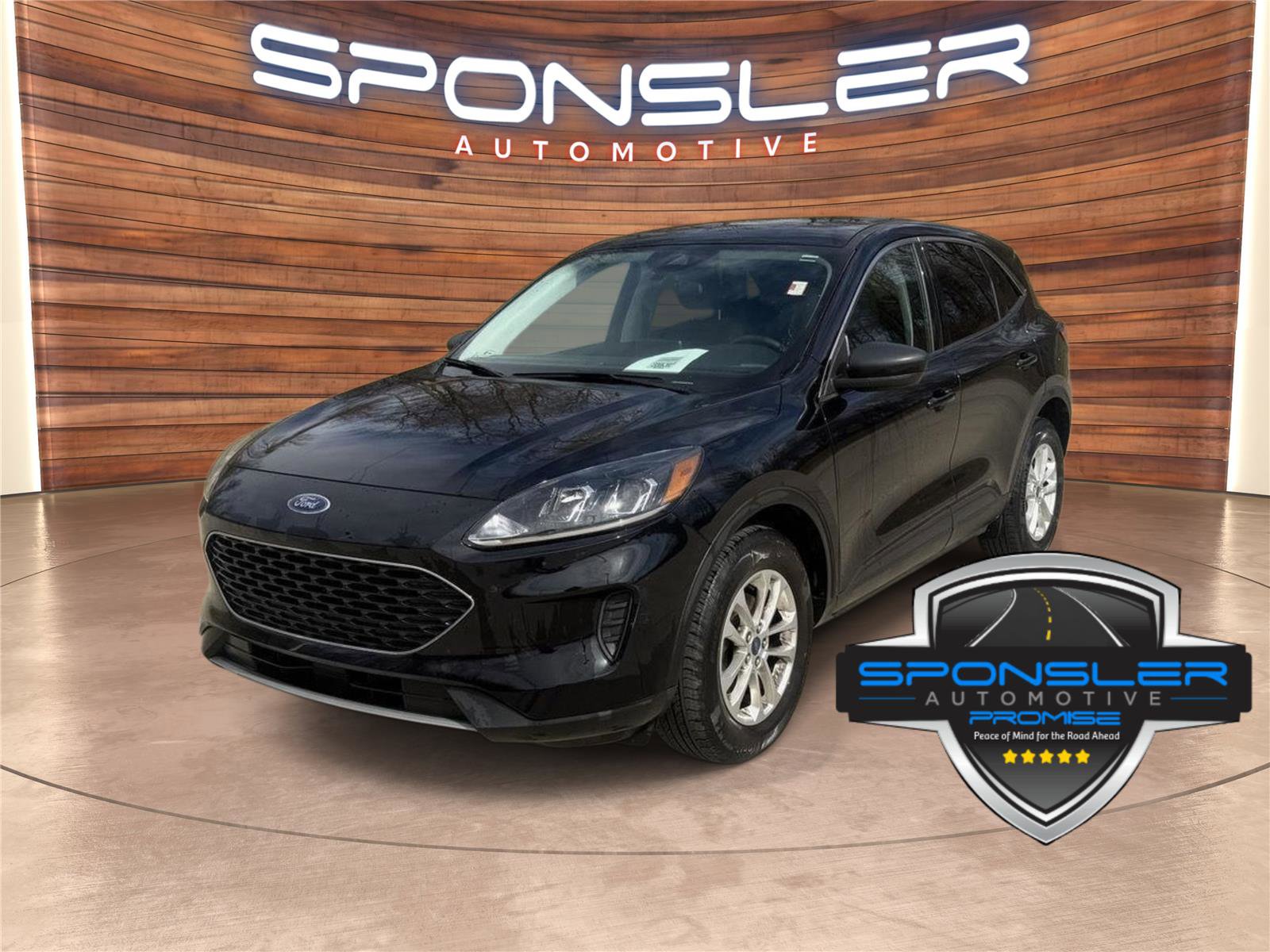 Used 2022 Ford Escape SE image 1