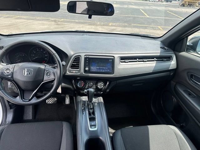 Used 2021 Honda HR-V Sport image 12