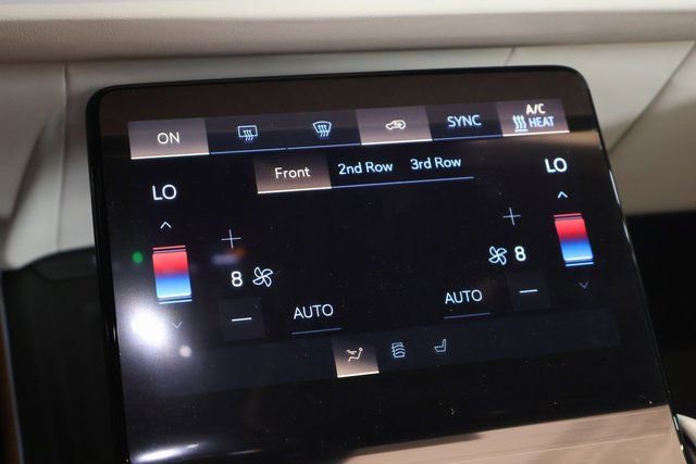 New 2026 Cadillac Vistiq Sport image 17