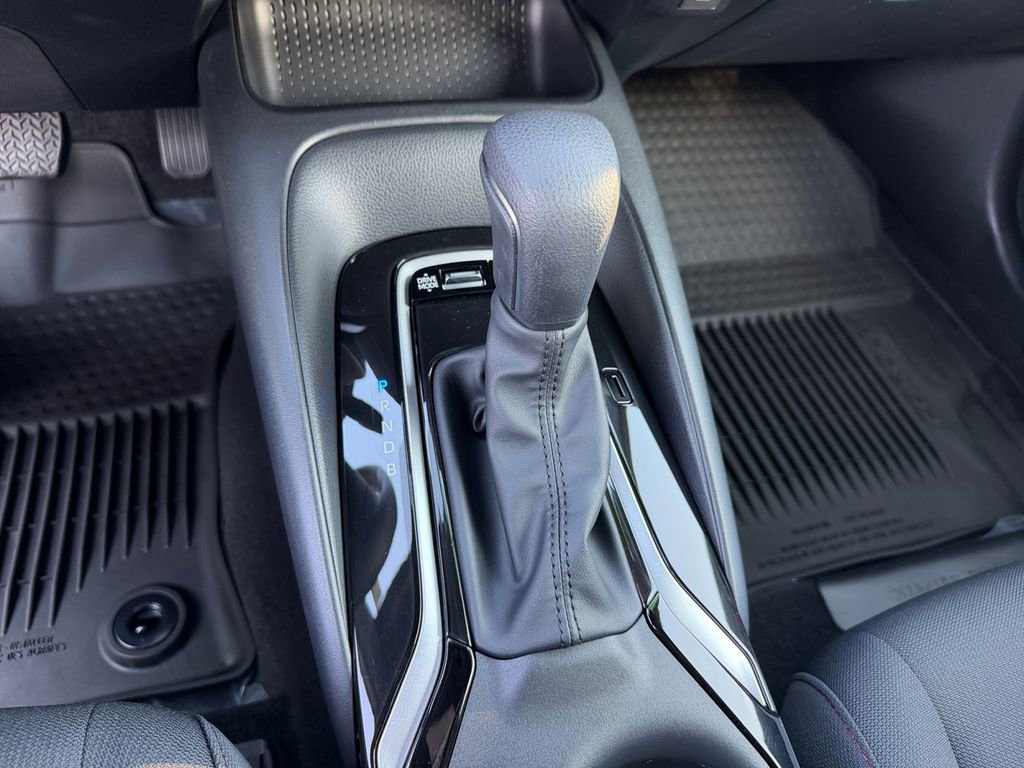 Used 2024 Toyota Corolla SE w/ Convenience Package FWD image 28