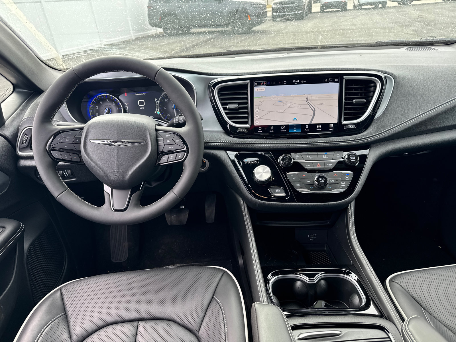 New 2026 Chrysler Pacifica Limited w/ S Appearance Package FWD image 8