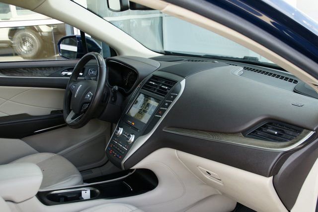 Used 2018 Lincoln MKC Reserve w/ Lincoln MKC Climate Package image 39